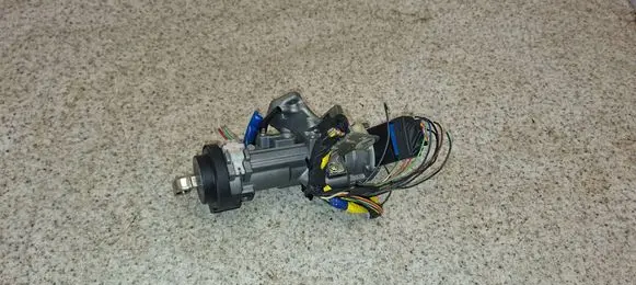 KIA Sorento Ignition lock 