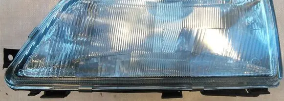 Peugeot 405 Headlight/headlamp 550-1106L