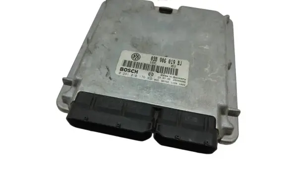Volkswagen PASSAT B5 Engine control unit/module 038906019BJ 0281010176 28SA4086