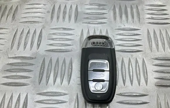 Audi A6 S6 C7 4G Ignition key/card 4G0959754K