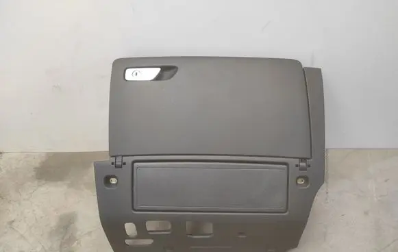 Audi A3 S3 8V Glove box 8V5880302 8V0880842A