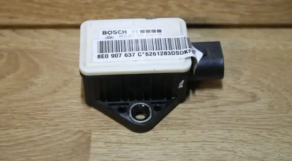 Audi A4 S4 B7 8E 8H ESP acceleration yaw rate sensor 8E0907637C