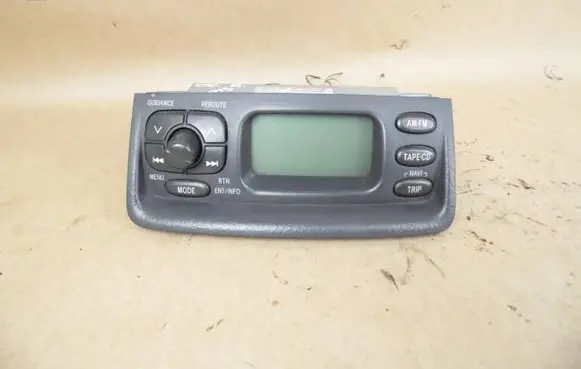 Toyota Yaris Radio/CD/DVD/GPS head unit 861100D021B1 318616 CNTS0170LAC
