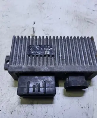 Renault Scenic I Glow plug pre-heat relay 7700111525