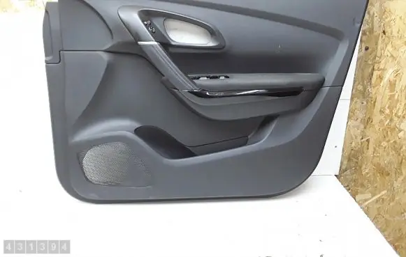 Renault Kadjar Front door card panel trim 809008627r
