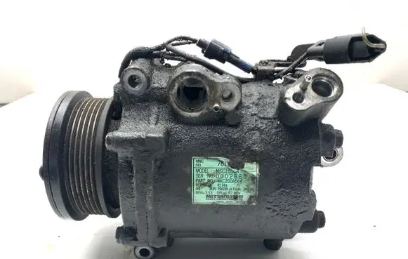 Mitsubishi Grandis Air conditioning (A/C) compressor (pump) AKC200A564