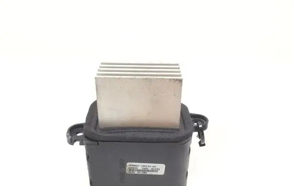 Nissan Pathfinder R51 Heater blower motor/fan resistor VP5NEH19E624AA