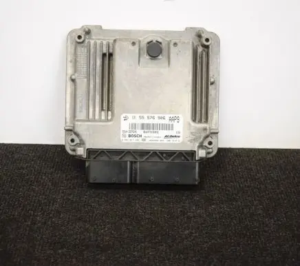 Opel Insignia A Engine control unit/module 555769060281017105 55576906