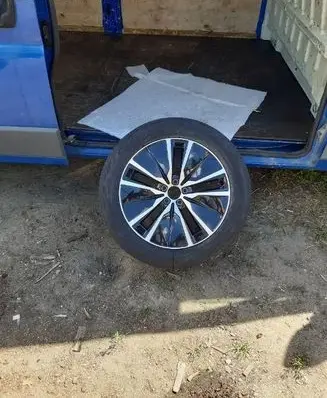 Volvo XC90 R19 alloy rim 31680216