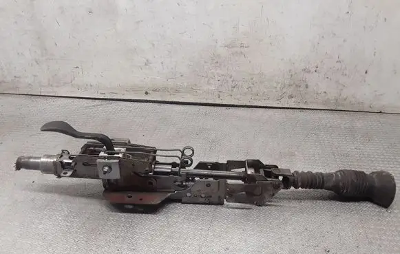 Volkswagen Transporter - Caravelle T5 Steering wheel axle 7H1419501E
