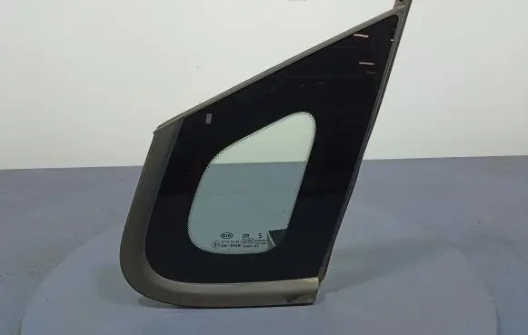 KIA Optima Rear side window