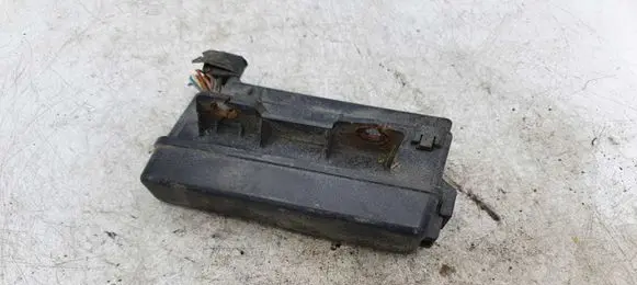 Toyota Avensis T250 Fuse module NOCODE