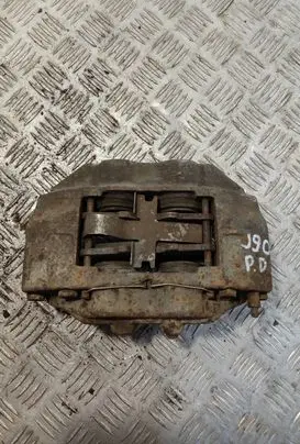 Toyota Land Cruiser (HDJ90) Front brake caliper 