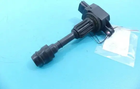 High voltage ignition coil