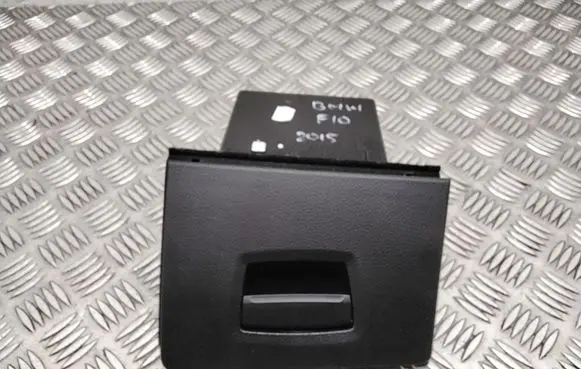 BMW 5 F10 F11 Dashboard storage box/compartment 