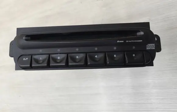 Chrysler Grand Voyager IV CD/DVD changer P05064003AI