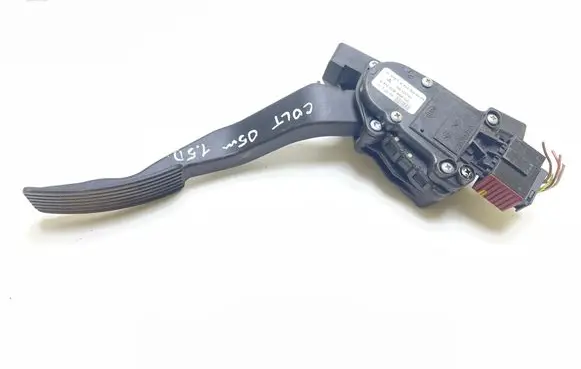 Mitsubishi Colt Accelerator throttle pedal A4543000304 6PV00886600 MN125792