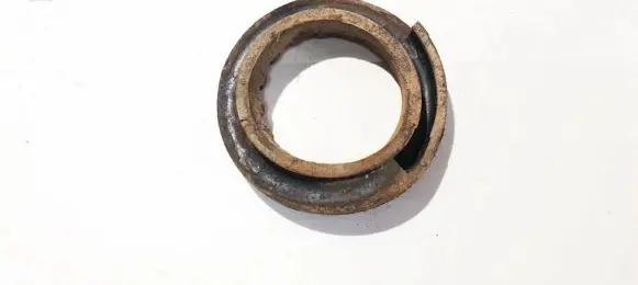 Mazda 3 I Front coil spring rubber mount 3n615599a 3n61-5599-a