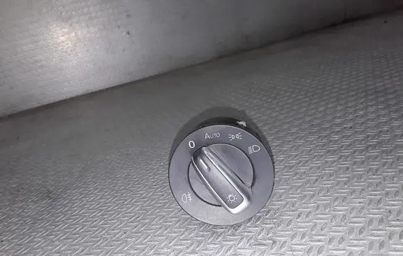 Volkswagen PASSAT B7 Light switch 3C8941431