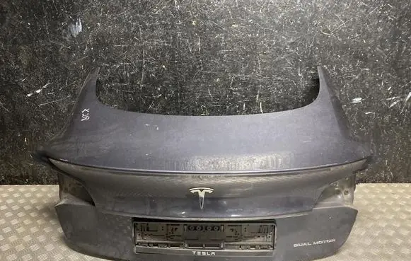 Tesla Model 3 Tailgate/trunk/boot lid 