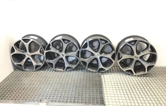 Ford Escape III R17 alloy rim 