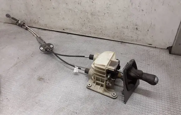 Ford Focus C-MAX Gear shifter/selector 3M5R7K387FG