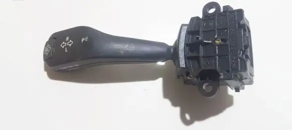 BMW X3 E83 Indicator stalk 8363668m 01104010