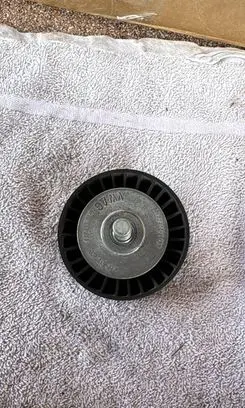 Skoda Fabia Mk2 (5J) Alternator belt tensioner pulley 03F145276