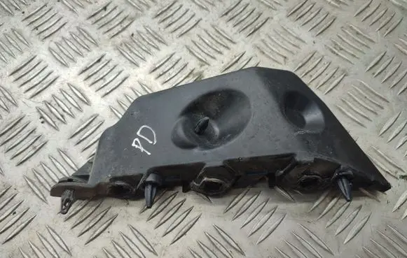 Ford C-MAX II Front bumper mounting bracket AM5117D958A