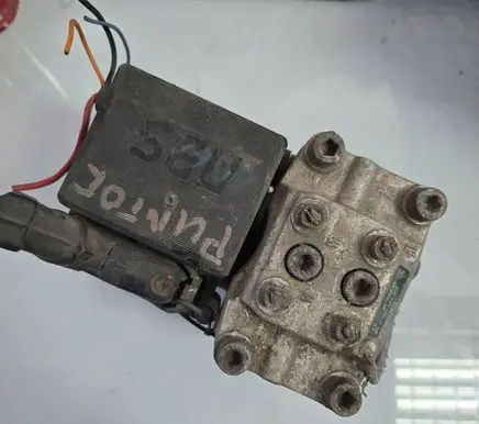 Fiat Punto (188) ABS Pump 0265204013 5647200499