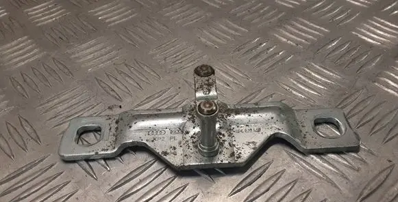 Audi A4 Allroad Loading door lock loop/hook striker 8P4827507