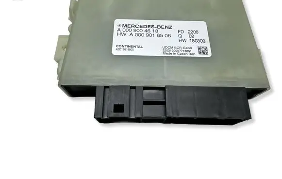 Mercedes-Benz E W213 Other control units/modules A0009004613