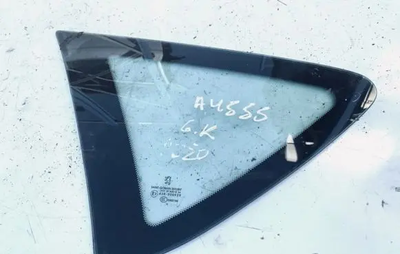 Peugeot 407 Rear side window