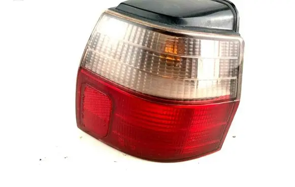 Mitsubishi Galant Rear/tail lights 226-87201