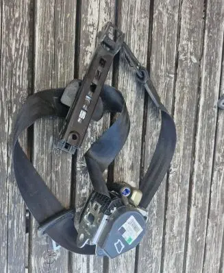 Audi A6 S6 C6 4F Front seatbelt