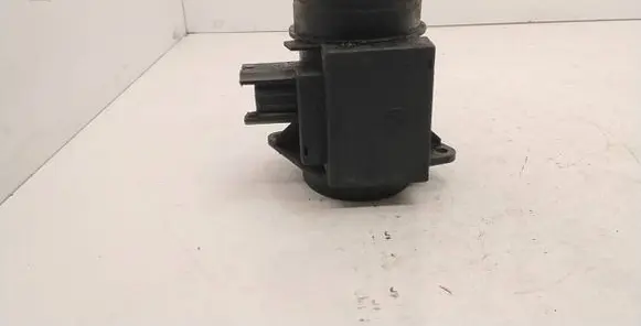 BMW 5 E39 Mass air flow meter 72218400 2246084
