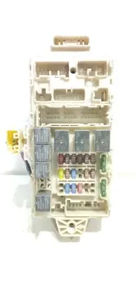 Mitsubishi Outlander Fuse box set MR587875 G8C223M3C 21WX25W14