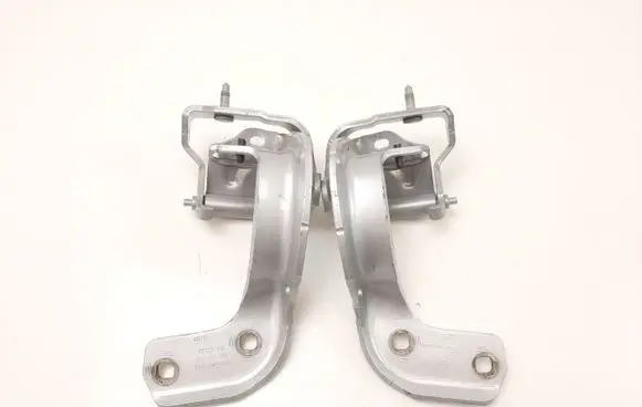 Audi A6 C7 Tailgate/trunk/boot hinge 4G9827299 4G9827300