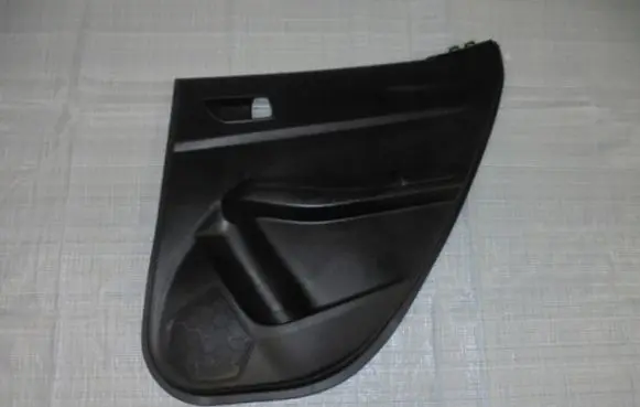 Suzuki Swift III Rear door card panel trim