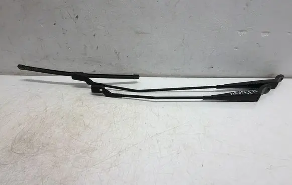 Peugeot Partner Front wiper blade arm 9682974380
