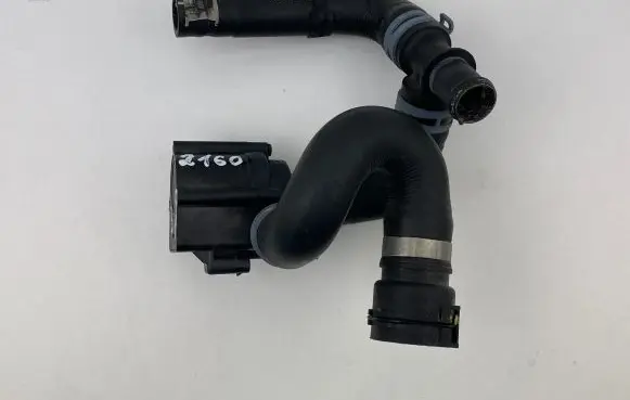 Audi Q7 4M Water drain line hose 06H121601P 704071230 20247320
