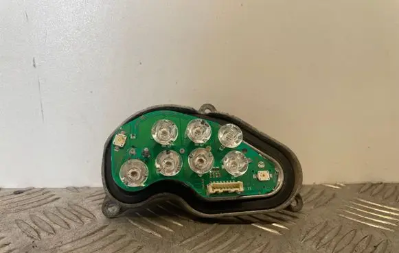BMW 3 E92 E93 Front indicator light 1305715080