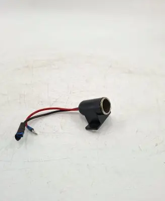 Volvo S40 12 V Socket (front) 