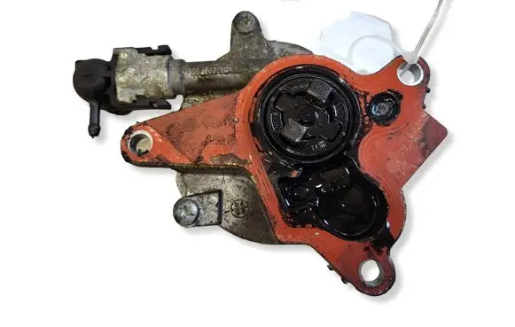 Opel Vivaro Vacuum pump 8200781547