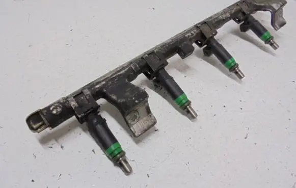 Ford Fusion Fuel injector 98MF-BB