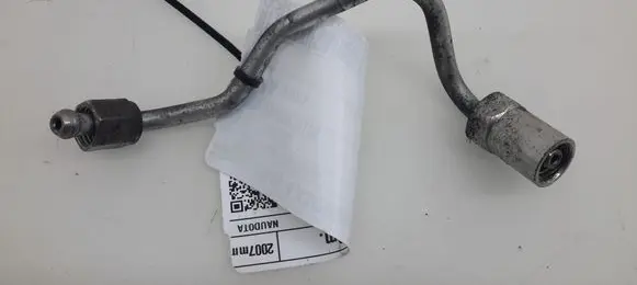 Fuel injector supply line/pipe