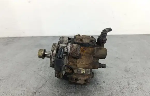 Ford Focus Fuel injection high pressure pump 