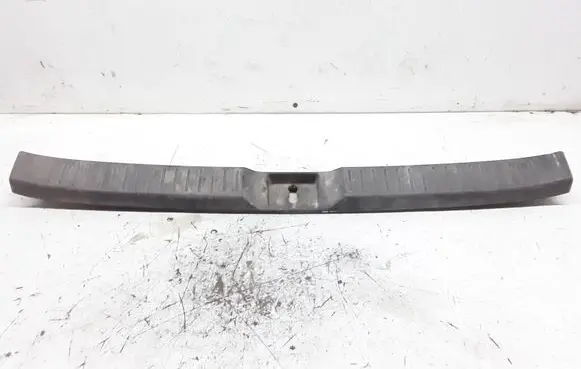 Toyota Corolla Verso AR10 Trunk/boot sill cover protection 647160F010