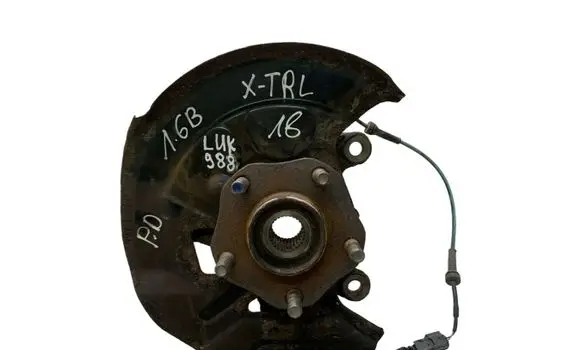 Nissan X-Trail T32 Front wheel hub