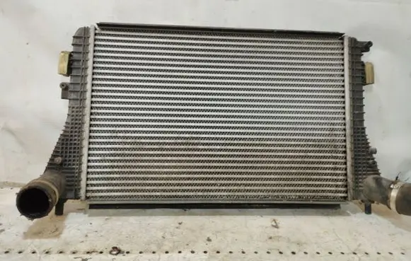 Volkswagen Golf VI Intercooler radiator 1K0145803BM